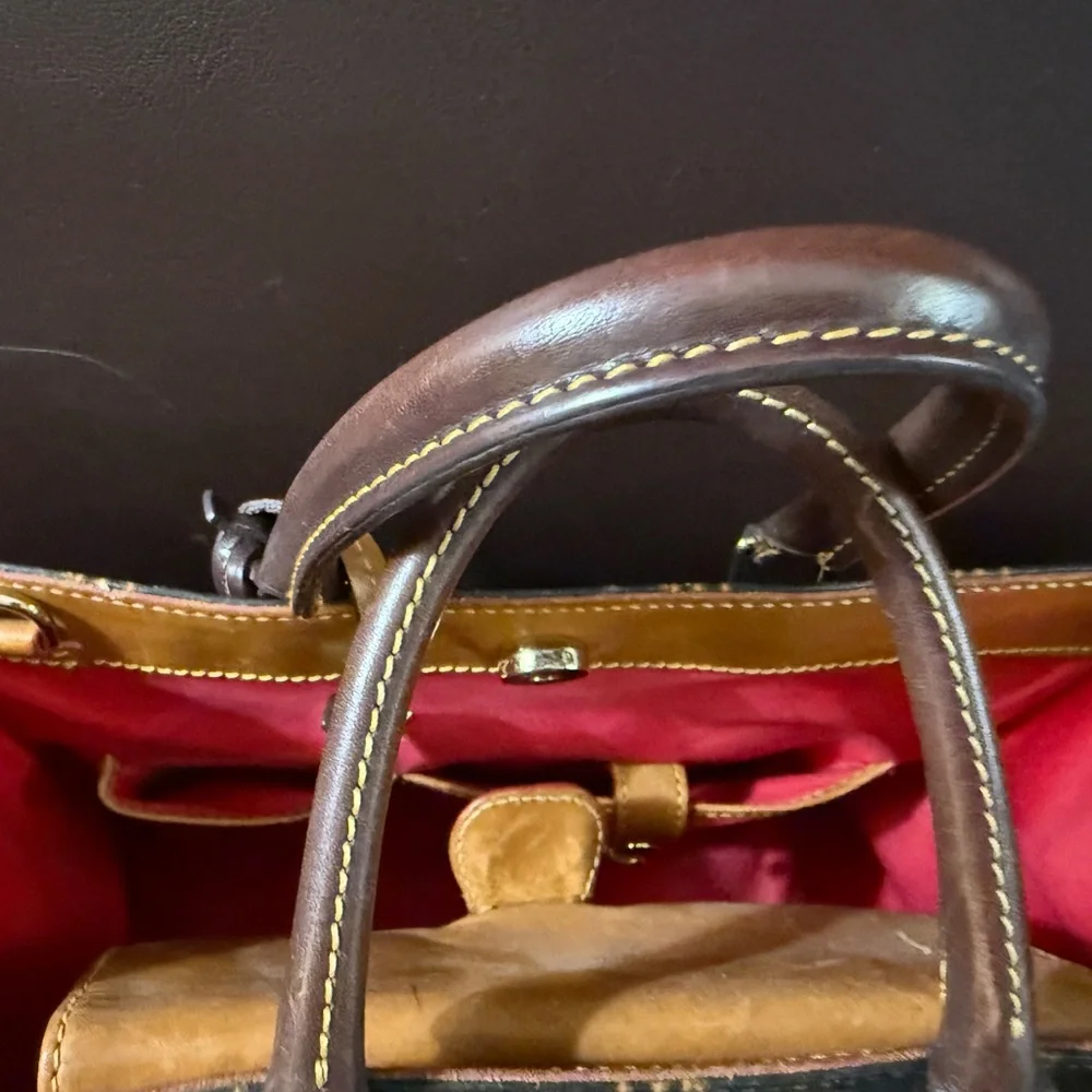 Vintage Dooney & Bourke Black Signature 1975 Handbag - Picture 5 of 12